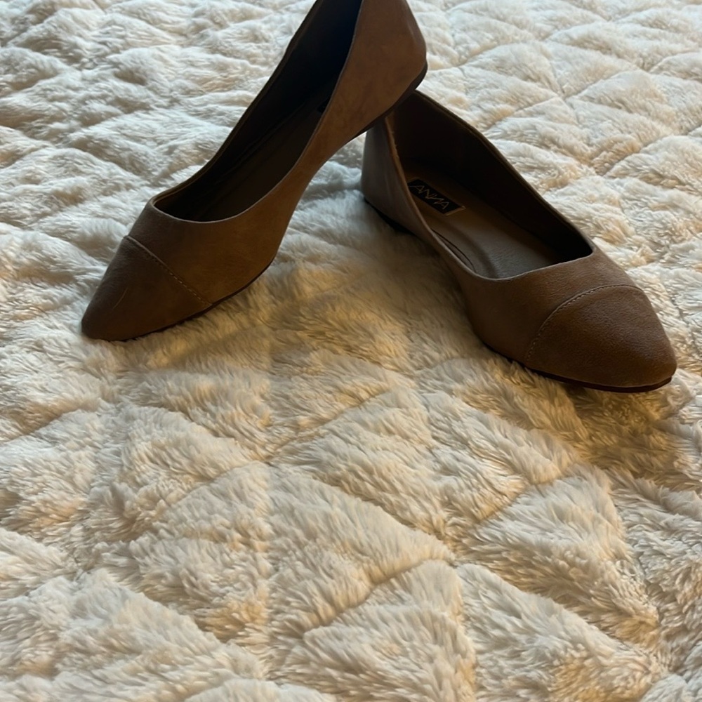 Anna Tan Flats
